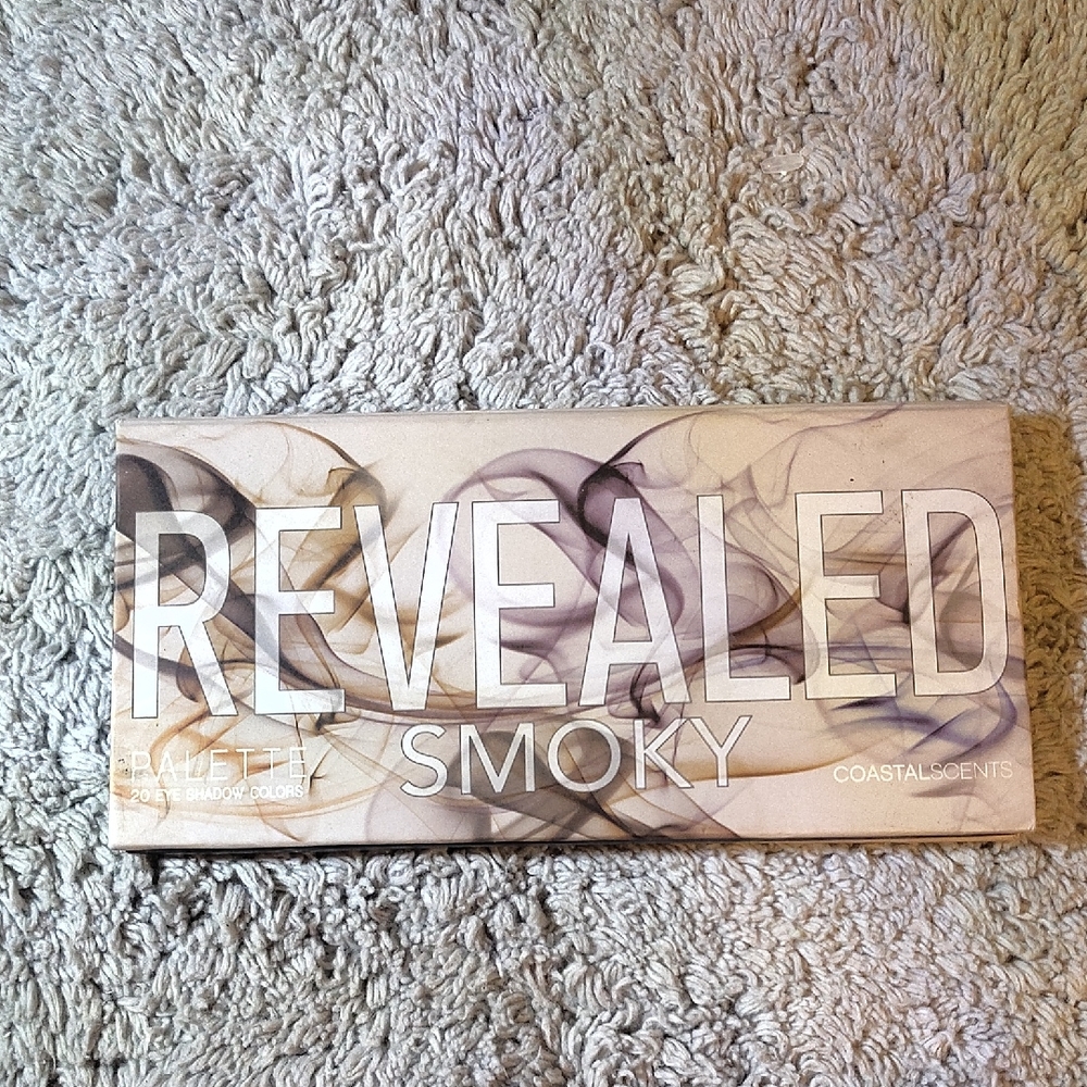 Coastal Scents Revealed Smoky Palette